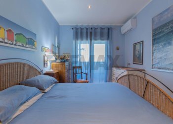 Camera / camera da letto - Trilocale Via Bari
 
27, Bari - foto 8