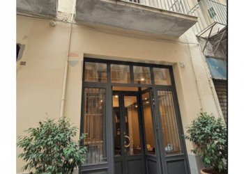 Virtual Staging Esterno - Locale Commerciale VIA MATERASSAI
 
37, Palermo - foto 3