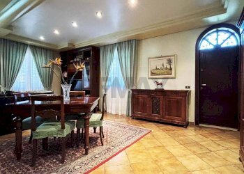 Sala da pranzo - Villa Via Sambucia, Palermo - foto 2