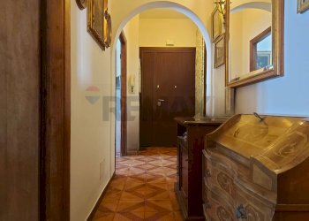 Hall / corridoio - Quadrilocale Via di Valle Melaina
 
157, Roma - foto 15