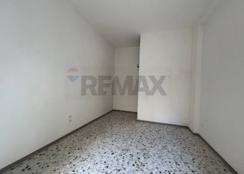 Stanza vuota - Locale Commerciale via Publio Sizio, Nocera Inferiore - foto 4