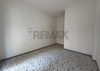 Stanza vuota - Locale Commerciale via Publio Sizio, Nocera Inferiore - foto 10