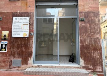 Edificio all\'aperto - Locale Commerciale via Publio Sizio, Nocera Inferiore - foto 2