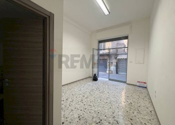 Stanza vuota - Locale Commerciale via Publio Sizio, Nocera Inferiore - foto 25