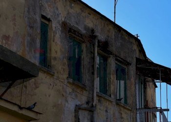 Edificio all\'aperto - Four-room apartment Piazza Zanardelli, Nocera Inferiore - photo 3