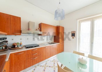 Cucina - Apartment Piazza Diaz, Nocera Inferiore - photo 17