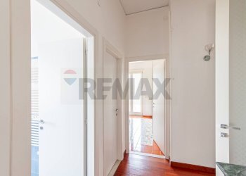 Hall / corridoio - Apartment Piazza Diaz, Nocera Inferiore - photo 30