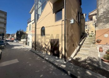 Edificio all\'aperto - Semi-detached house XXIV Maggio, Corbara - photo 5