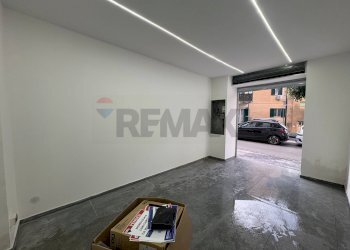 Parcheggio - Locale Commerciale via Eugenio Siciliano
 
8, Nocera Inferiore - foto 1