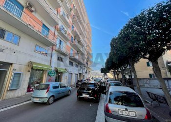 Edificio all\'aperto - Locale Commerciale via Eugenio Siciliano
 
8, Nocera Inferiore - foto 7