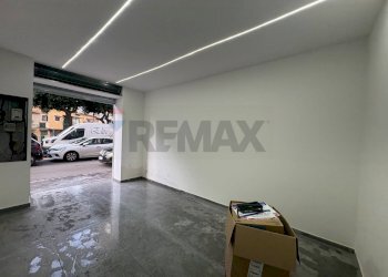 Stanza vuota - Locale Commerciale via Eugenio Siciliano
 
8, Nocera Inferiore - foto 28