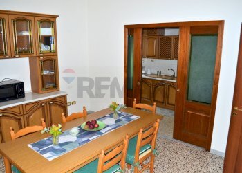 Sala da pranzo - Three-room apartment Via Risorgimento, Pagani - photo 7