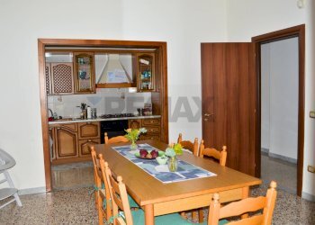 Sala da pranzo - Three-room apartment Via Risorgimento, Pagani - photo 8