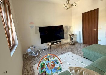 Soggiorno - Three-room apartment Via Risorgimento, Pagani - photo 10