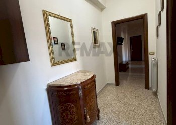 Hall / corridoio - Three-room apartment Via Risorgimento, Pagani - photo 12