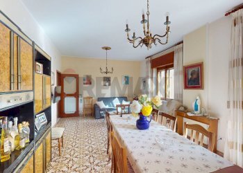 Sala da pranzo - Apartment Via Dante, Pontecagnano Faiano - photo 5