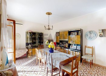 Sala da pranzo - Apartment Via Dante, Pontecagnano Faiano - photo 11