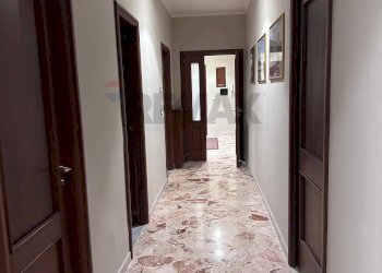 Hall / corridoio - Office Via Attilio Barbarulo, Nocera Inferiore - photo 12