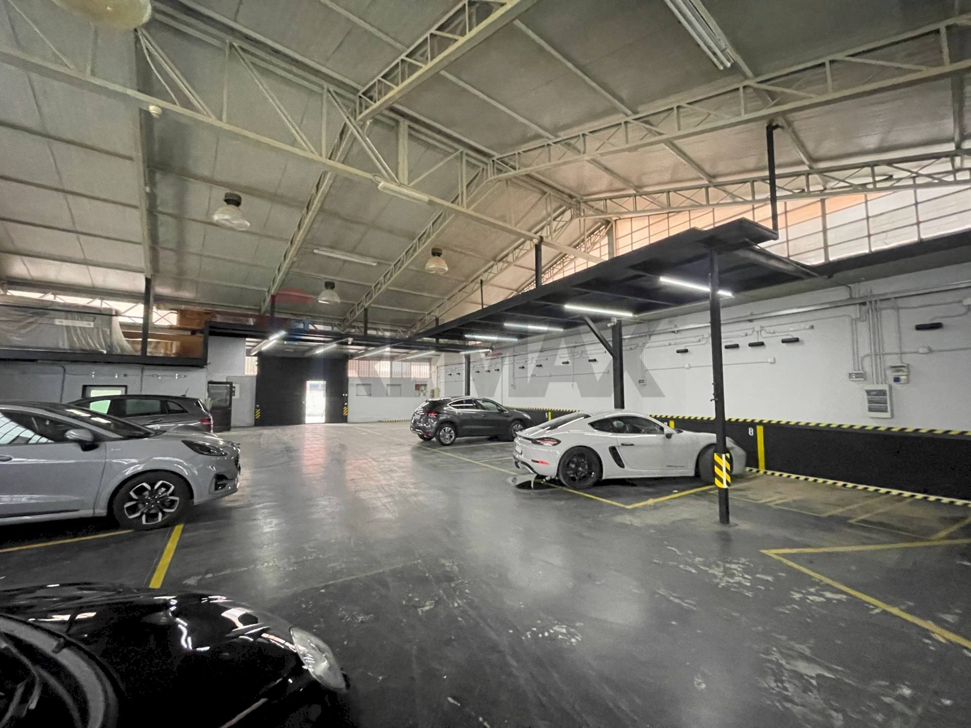 Parcheggio - Locale Commerciale Via Guido Cucci, Nocera Inferiore - foto 1