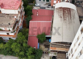 Edificio all\'aperto - Locale Commerciale Via Guido Cucci, Nocera Inferiore - foto 3