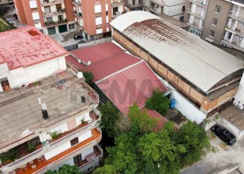 Edificio all\'aperto - Locale Commerciale Via Guido Cucci, Nocera Inferiore - foto 6