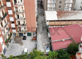 Edificio all\'aperto - Locale Commerciale Via Guido Cucci, Nocera Inferiore - foto 8