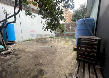 Giardino - Locale Commerciale Via Guido Cucci, Nocera Inferiore - foto 25