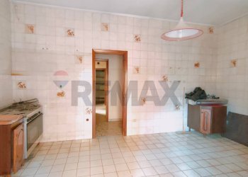 Cucina - Four-room apartment via fucilari
 
28, Nocera Inferiore - photo 2