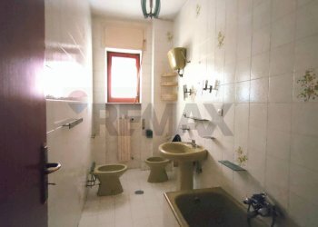 Bagno - Four-room apartment via fucilari
 
28, Nocera Inferiore - photo 15