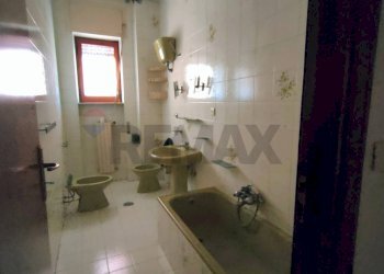 Bagno - Four-room apartment via fucilari
 
28, Nocera Inferiore - photo 17