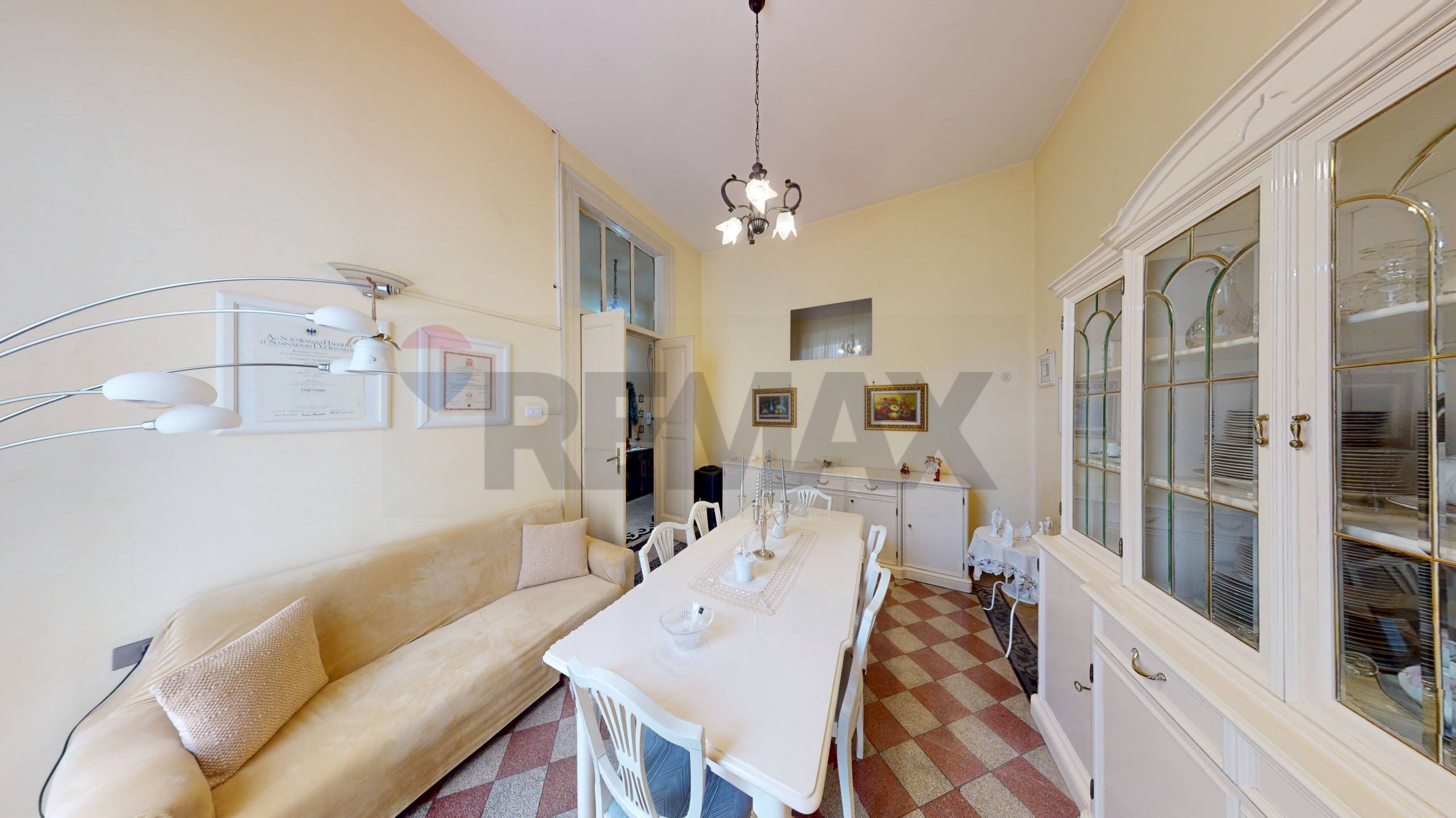 Sala da pranzo - Appartamento Via Gian Battista Castaldo, Nocera Inferiore - foto 3