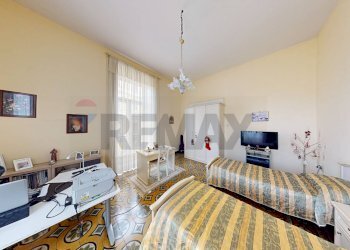 Camera / camera da letto - Apartment Via Gian Battista Castaldo, Nocera Inferiore - photo 12