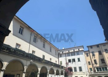 Edificio all\'aperto - Attic Pescia - photo 4