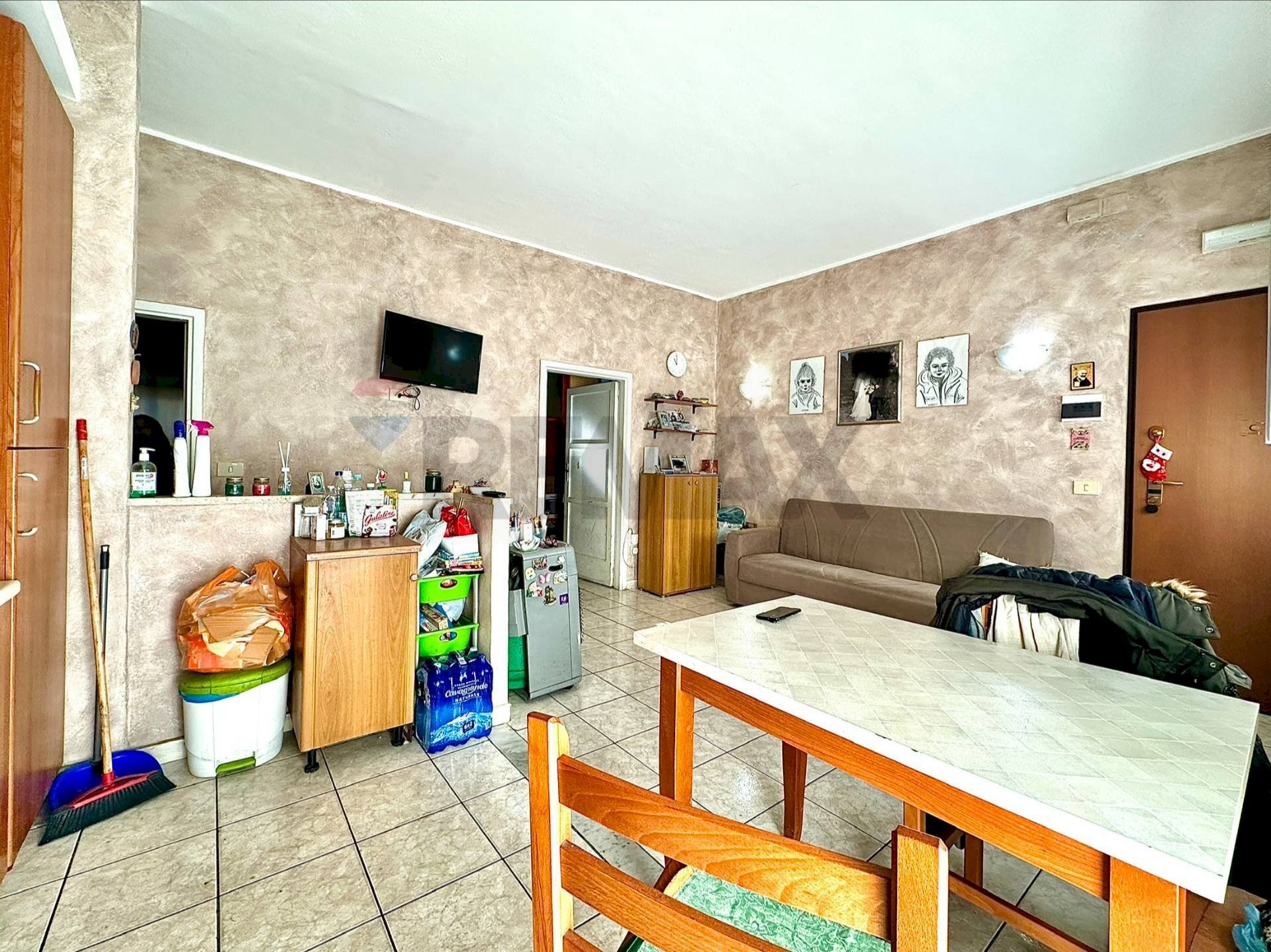 Sala da pranzo - Bilocale Via Emanuele Infantino
 
22, Catania - foto 3