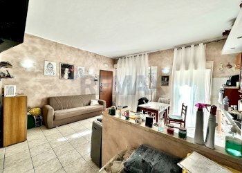 Soggiorno - Bilocale Via Emanuele Infantino
 
22, Catania - foto 1