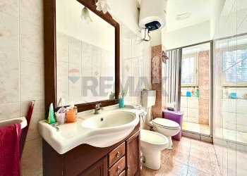 Bagno - Bilocale Via Emanuele Infantino
 
22, Catania - foto 12