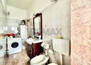 Bagno - Bilocale Via Emanuele Infantino
 
22, Catania - foto 13