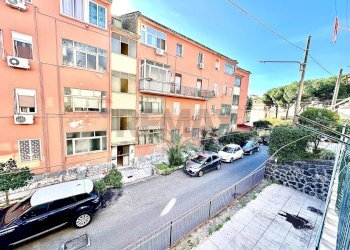 Edificio all\'aperto - Bilocale Via Emanuele Infantino
 
22, Catania - foto 15