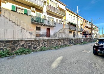 Edificio all\'aperto - Bilocale Via Emanuele Infantino
 
22, Catania - foto 17