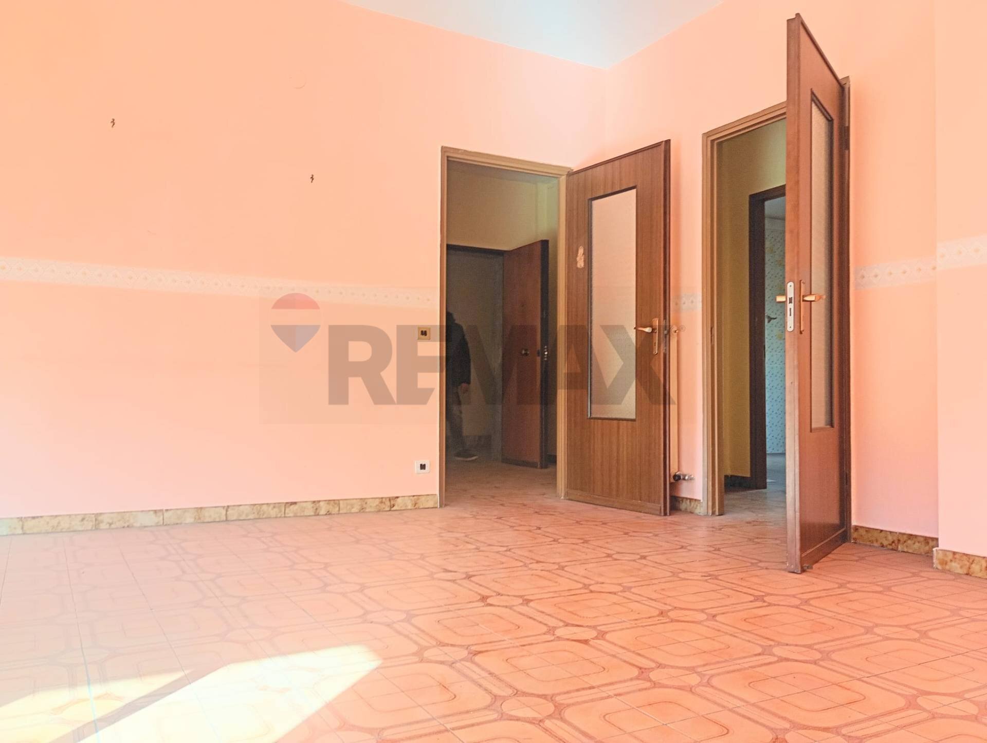 Stanza vuota - Apartment via saragat
122, San Nicola la Strada - photo 2