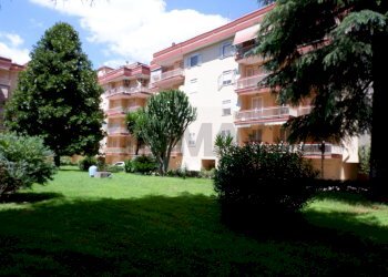 Edificio all\'aperto - Appartamento via saragat
 
122, San Nicola la Strada - foto 28
