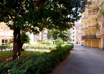 Edificio all\'aperto - Appartamento via saragat
 
122, San Nicola la Strada - foto 29