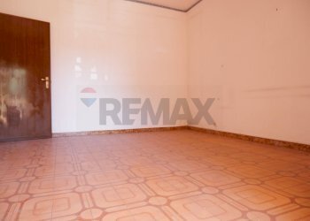 Stanza vuota - Appartamento via saragat
 
122, San Nicola la Strada - foto 15