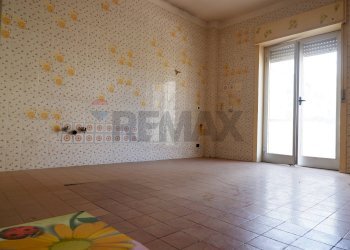 Stanza vuota - Appartamento via saragat
 
122, San Nicola la Strada - foto 3