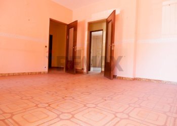 Stanza vuota - Appartamento via saragat
 
122, San Nicola la Strada - foto 9