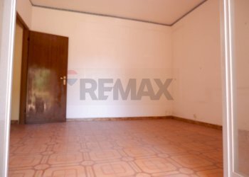 Stanza vuota - Appartamento via saragat
 
122, San Nicola la Strada - foto 13