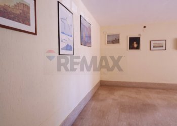 Hall / corridoio - Appartamento via saragat
 
122, San Nicola la Strada - foto 40