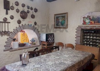 Cucina - Casa semi indipendente via Vicinato Fontanavecchia
 
11, Faicchio - foto 9