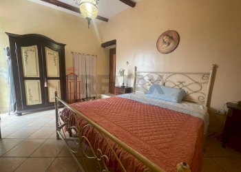 Camera / camera da letto - Casa semi indipendente via Vicinato Fontanavecchia
 
11, Faicchio - foto 14