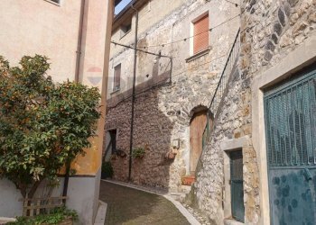 Casa all\'aperto - Casa semi indipendente via Vicinato Fontanavecchia
 
11, Faicchio - foto 25